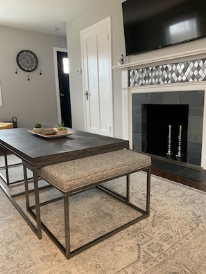 Dining - Sunny 2BR Bungalow • Office & Fenced Yard • Central Location (Cincinnati)