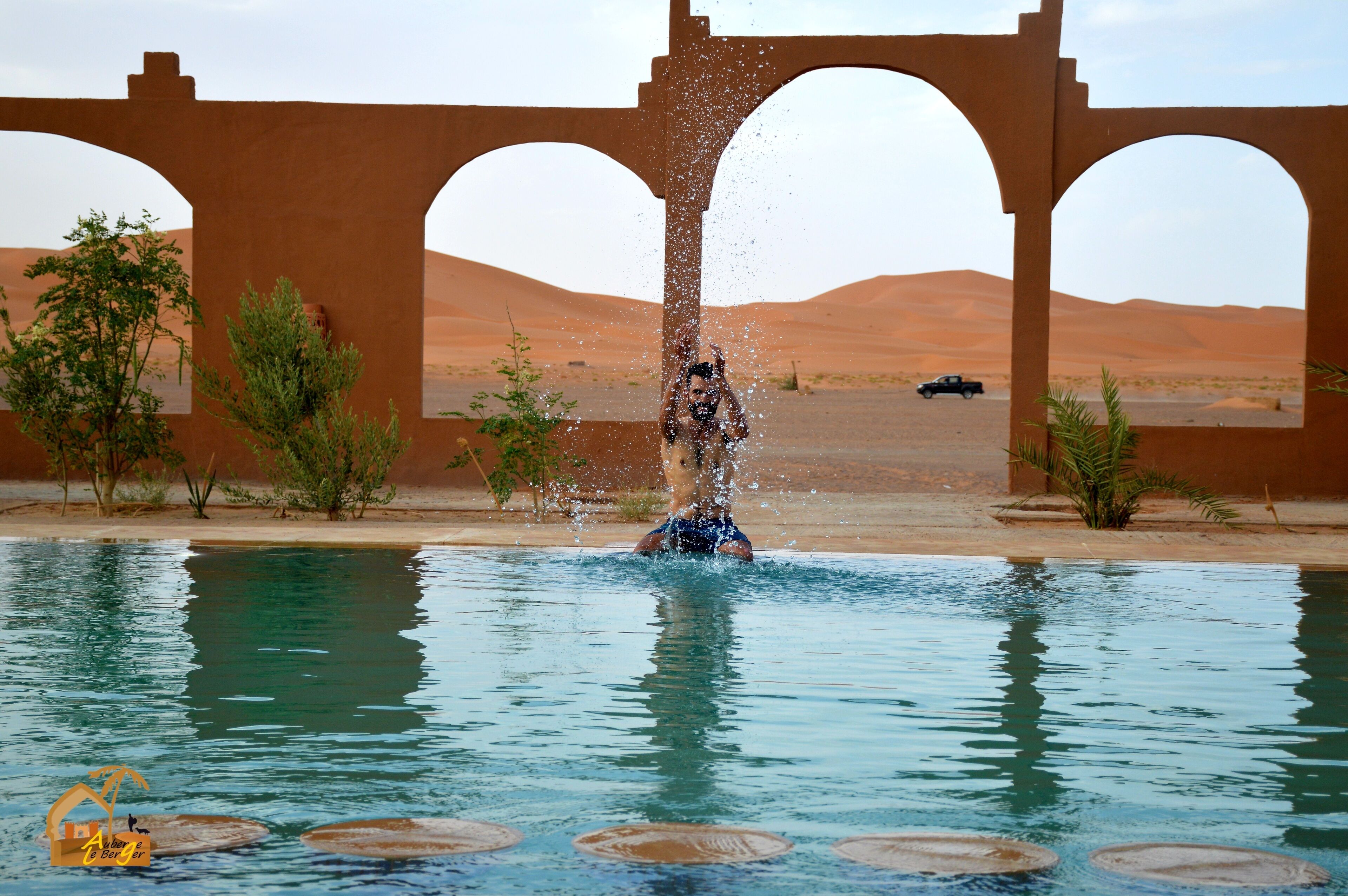 المنشأة من الخارج
