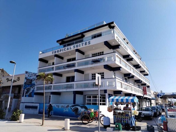 Front of property - Hotel Tropical Suites (Progreso)