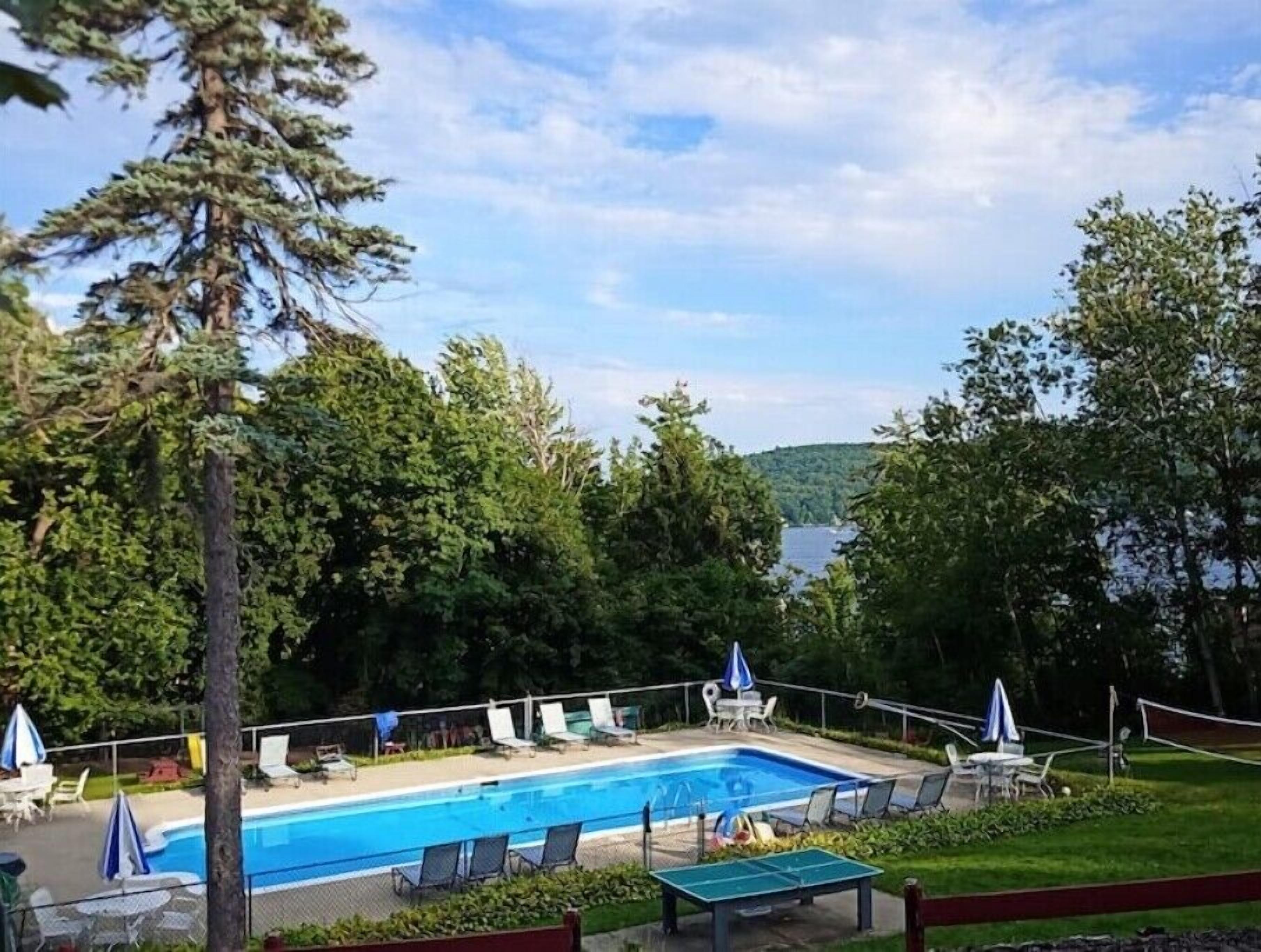 Piscine extérieure, piscine chauffée