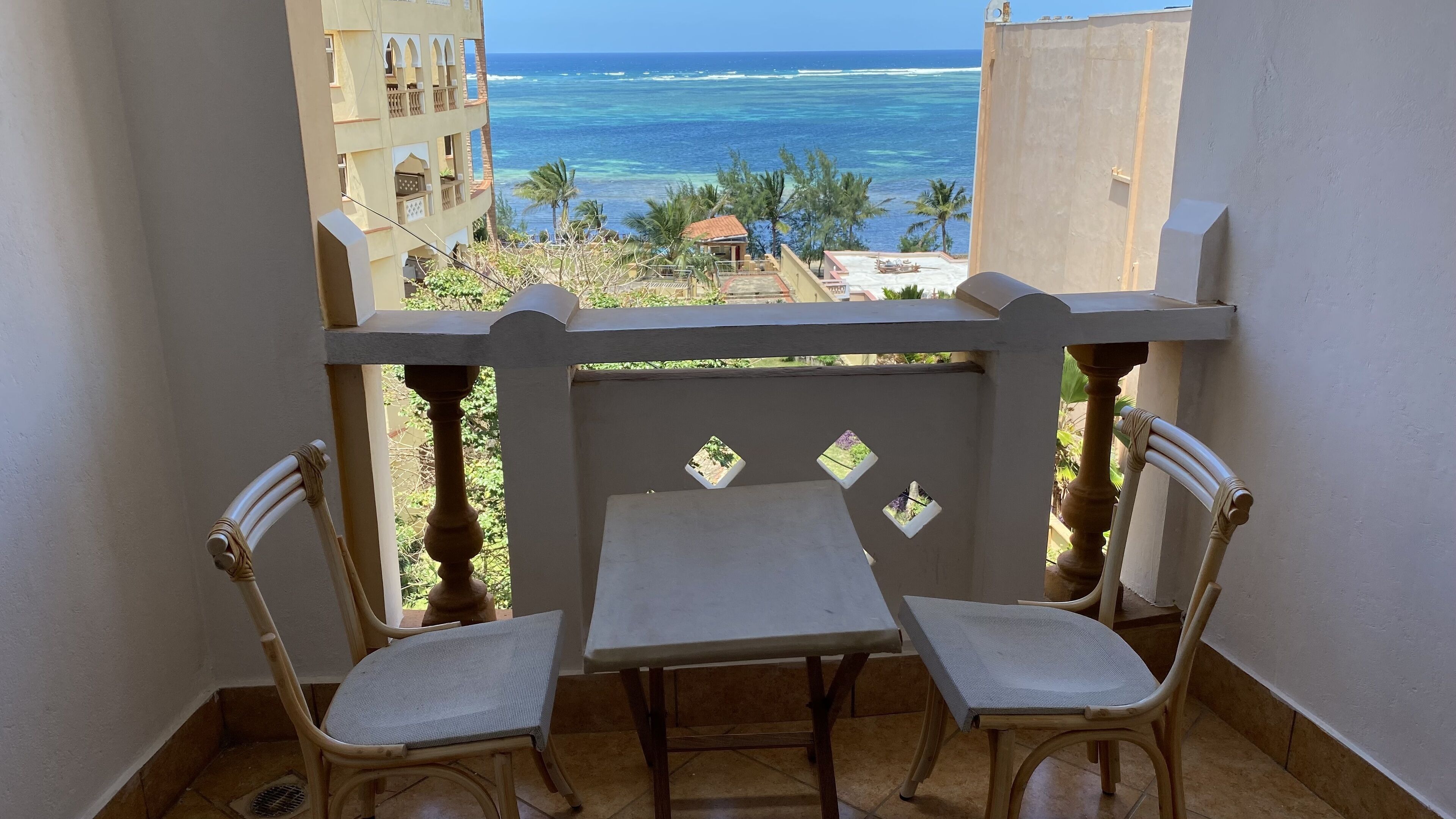 Family Apartment | Balcony