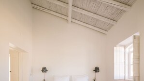 Unclassified image, 4 of 71, button - Hospedaria (Tavira)