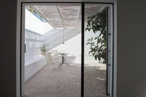 Design Room | Garden view - Hospedaria (Tavira)
