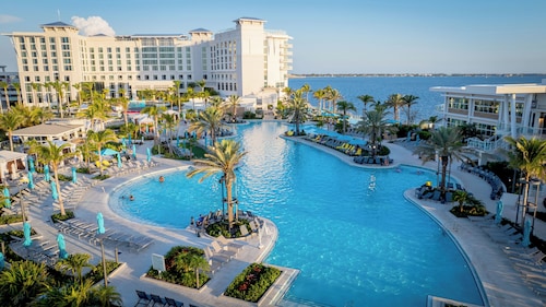 Sunseeker Resort Florida Gulf Coast, Curio Collection Hilton