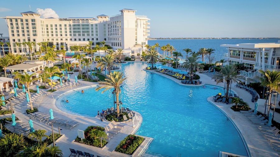 Sunseeker Resort Florida Gulf Coast, Curio Collection Hilton