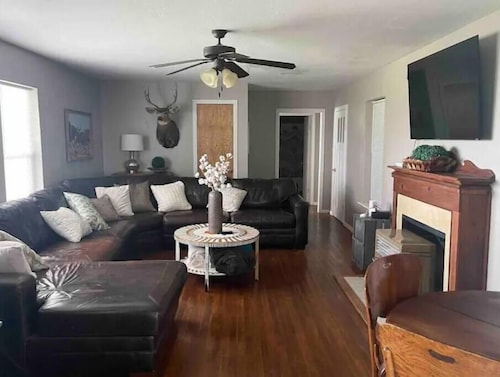 Nice 2 BR Great for Hunting and Fishing near Ivie