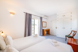 3 habitaciones y caja de seguridad en la habitación 