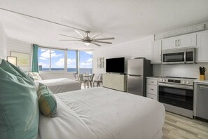 1 chambre, fer et planche à repasser, accès au Wi-Fi (inclus)