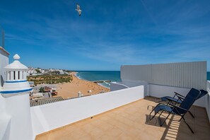 Terrace/patio - Vista del Mar Guest House by Dreamplaces (Albufeira)
