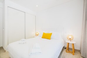 1 bedroom, in-room safe, iron/ironing board, free WiFi - Guerreiro's lovely Stay (Albufeira)