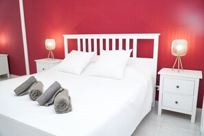 1 室のベッドルーム、セーフティボックス (室内)、アイロン / アイロン台、WiFi (無料)