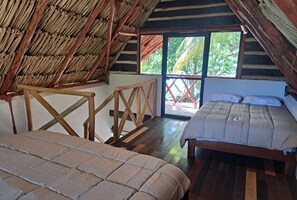 Cabane | Espace de travail pour ordinateur portable, draps fournis