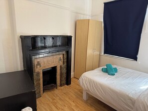 Zimmer, 1 Doppelbett (Shared)