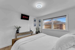 5 chambres, bureau, fer et planche à repasser, accès au Wi-Fi (inclus)