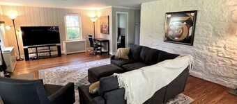 Peaceful farm retreat with hiking trails and farm animals. 