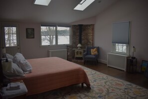 3 Schlafzimmer, Schreibtisch, Bügeleisen/Bügelbrett, WLAN