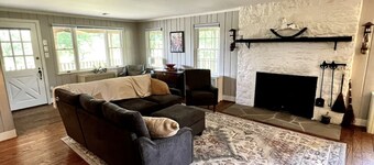 Peaceful farm retreat with hiking trails and farm animals. 
