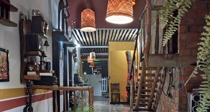 Flamencamarones Hotel Familiar