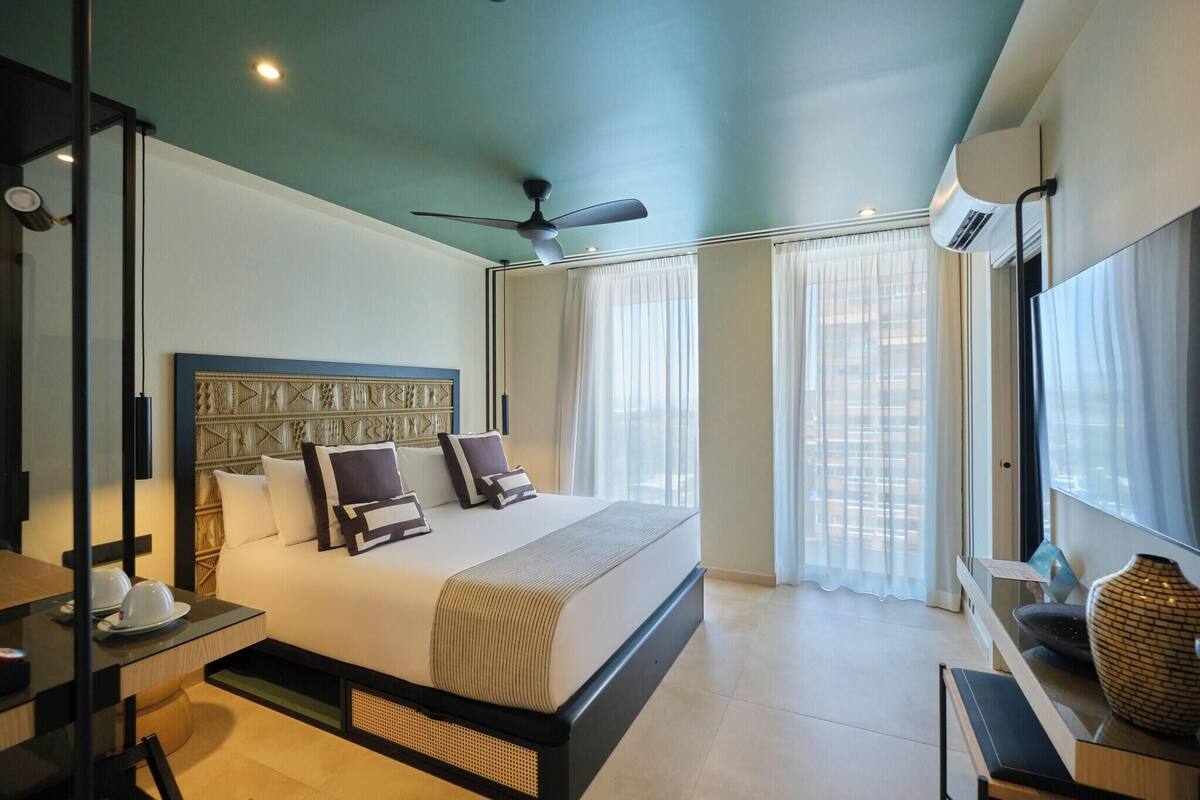 Hochwertige Bettwaren, Minibar, Zimmersafe, schallisolierte Zimmer