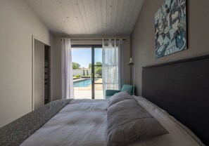 6 Schlafzimmer, Bügeleisen/Bügelbrett, WLAN