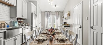 Edelweiss Chic Retreat /Grand Park/Ruoff/ Extended Stays Accepted

