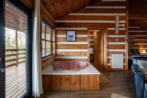 1 habitación, escritorio, tabla de planchar con plancha y wifi gratis