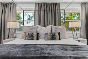 4 dormitoris, escriptori, wifi gratuïta i roba de llit 