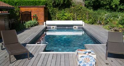 Grande Maison Dauphinoise Avec Piscine Pour 10p