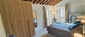 Volaterrae Deluxe Loft with Garden