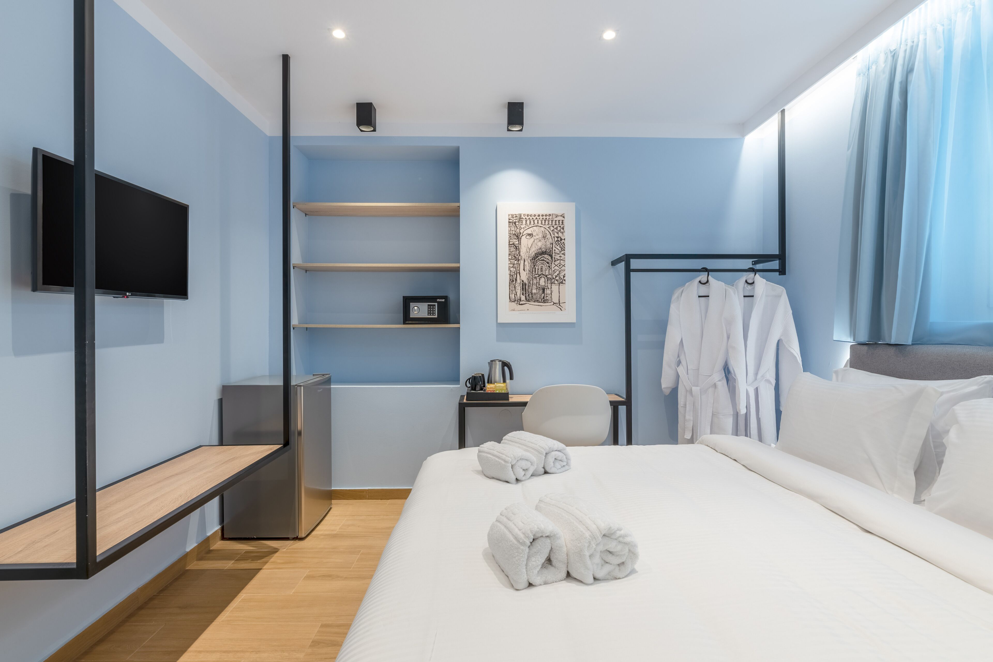 Habitació doble estàndard | Roba de llit hipoal·lergògena, caixa forta a l'habitació i escriptori 