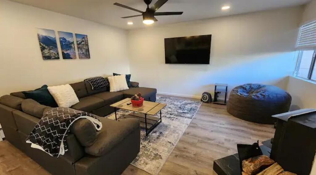 Après-ski Retreat Remodeled 2br-2ba, Pet-friendly - Mammoth Lakes