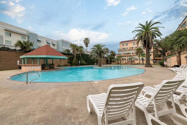 Outdoor pool, a heated pool
