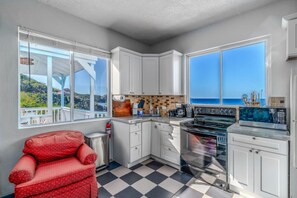 Fridge, microwave, oven, stovetop - Oceanfront Villa with Pool, Hot Tub & 5 Condos! USVI (St Thomas)