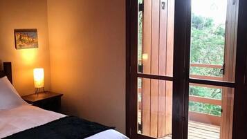 Villa básica | 4 dormitorios, escritorio, wifi gratis