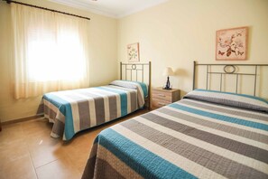 2 bedrooms, WiFi, bed sheets