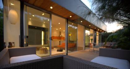 Palms Place