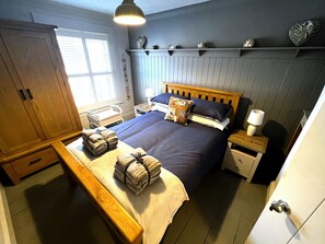 2 Schlafzimmer, Bügeleisen/Bügelbrett, kostenloses WLAN, Bettwäsche