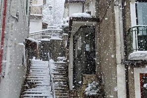 Exterior detail - Angie Cottage (Barrea)