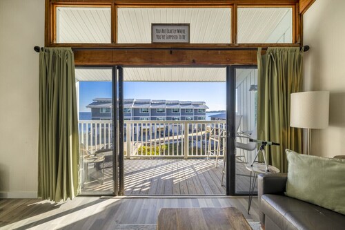 Top floor condo with sunset Gulf views