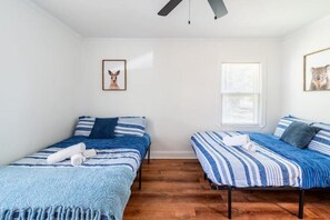 3 quartos, Wi-Fi de cortesia, roupa de cama