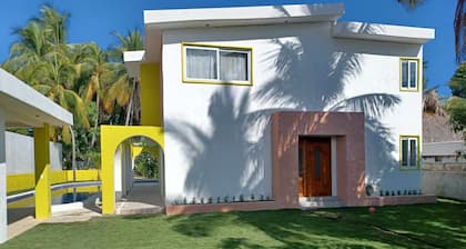 Chalet san Marino Playa Privada y Cancha Boliball