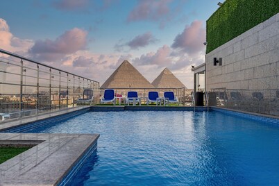 Pyramids Charm