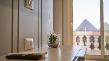 Soundproofing, free WiFi, bed sheets