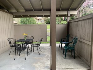 Exterior - Central Bellevue Guesthouse  (Bellevue)