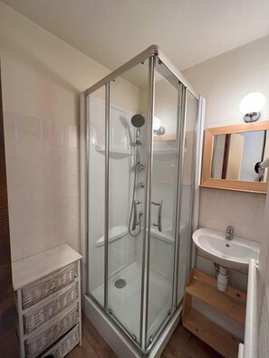 Shower, hair dryer