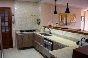 Cookware/dishes/utensils - Apartamento Morro do Elefante (Campos do Jordão)