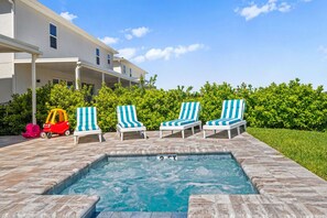 Pool - Fabulous Luxury Vacation Villa Close To Disney With hot Tub, Heated Pool & Movie (Kissimmee)