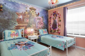 5 Schlafzimmer, Bügeleisen/Bügelbrett, Internetzugang, Bettwäsche