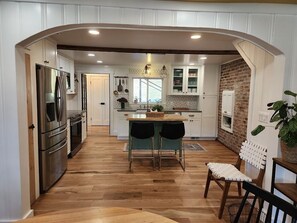 Fridge, microwave, oven, stovetop - Pocono Farmhouse - Fully Renovated 1881 Home (Saylorsburg)