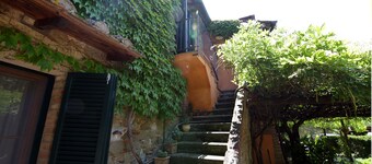 Guesthouse il Glicine in family villa